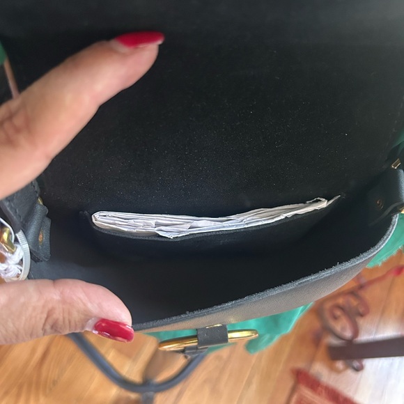 MADEWELL cute Black Crossbody Bag with Gold Accent NWT - Picture 2 of 6